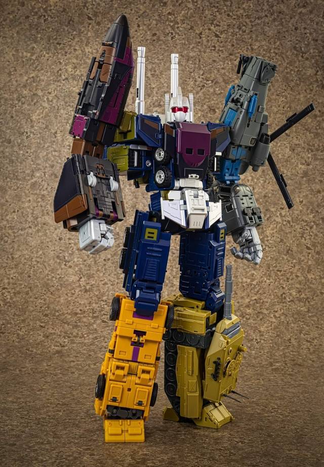 Assaultus Combiner Set of 5 Figures | Mastermind Creations | Ocular Max