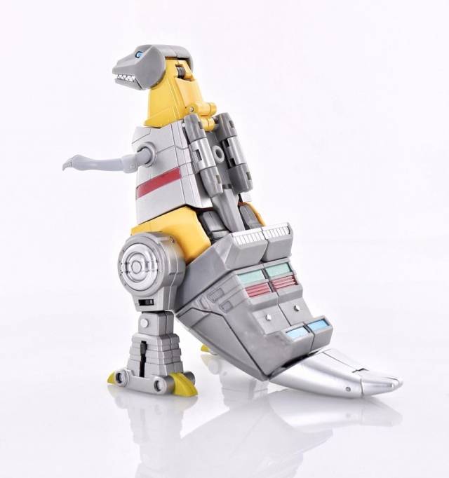 X22 Rager | DX9 Toys 3rd Party Collectible Figure | Toygeek