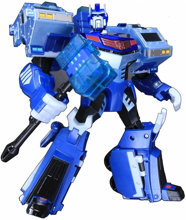 Ultra Magnus Light and Sound | Transformers Animated Figure | Toygeek