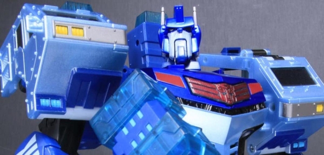 TA27 Ultra Magnus Light and Sound | Transformers Animated