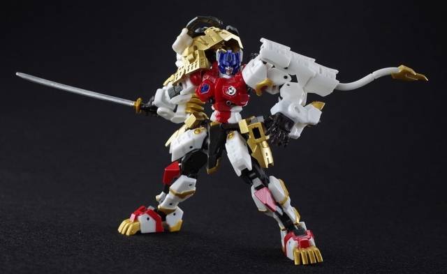 イレイザー Yoroiden Samurai Troopers White Blaze Tiger Byakuen Figure