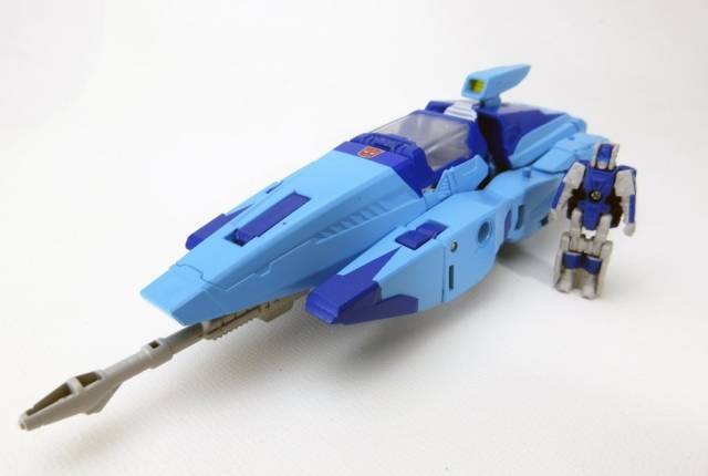 LG25 Blurr | Japanese Transformers Legends