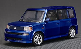 トランスフォーマー　スキッズ　サイオン　トヨタ　バイナルテック BT-16 Toyota Scion bB Skids | Binaltech Transformers Figure
