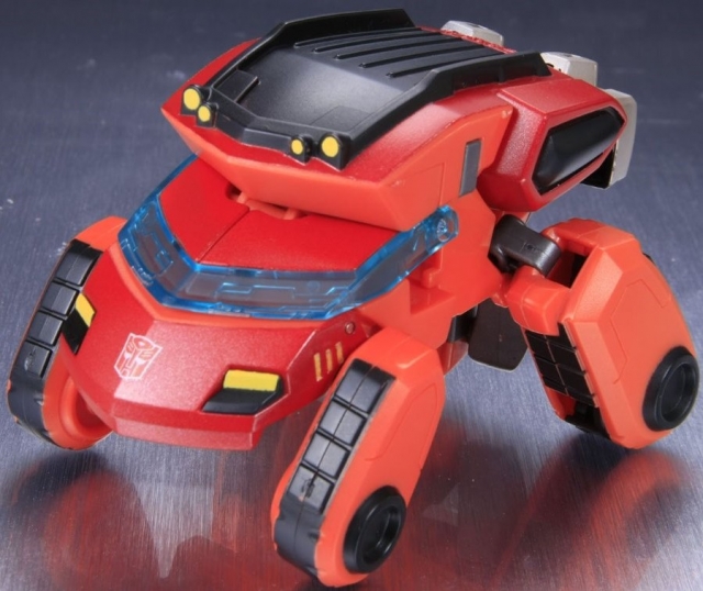 TA44 Armored Hide Japanese Transformers Animated Takara Tomy