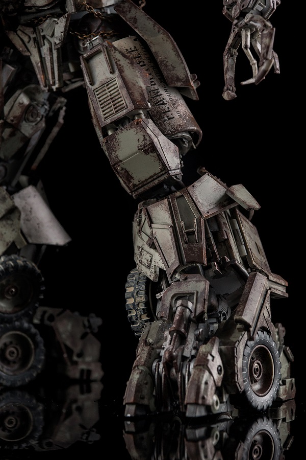 AlienAttack製MACTRON フィギュア s-l400.jpg