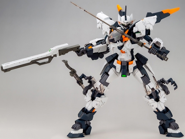 Hundred Edge Arma 1/100 Scale Model Kit | Yu-Mo Code Beast | Wave