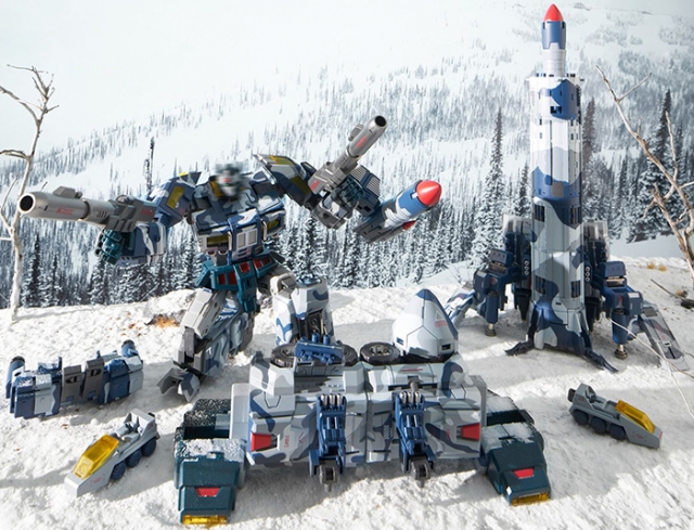 STC-01P Icewolf | TFC Toys 3rd Party Transformers Figure