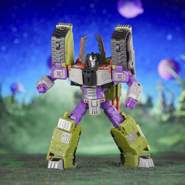 Armada Universe Megatron Leader Class Transformers Legacy Evolution