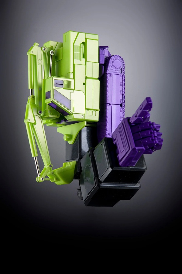 MX-44 Gravedigger | XTransbots 3rd Party MP-Scale Figure