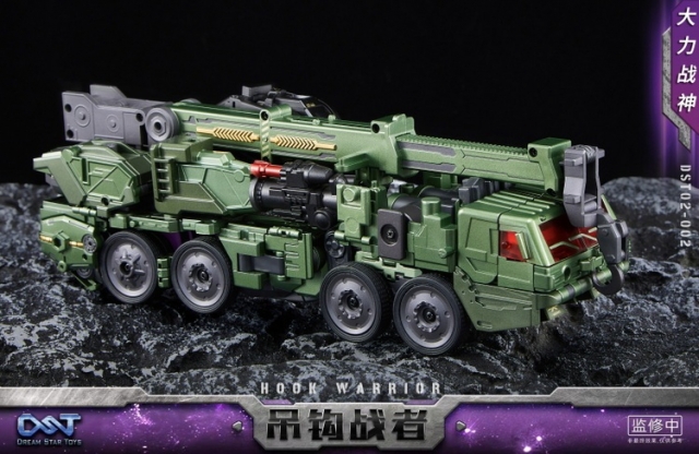 DST02-002 Hook Warrior | Dream Star Toys 3rd Party Combiner