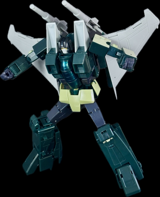 MTRC-18 Crocstyle Limited Edition Exclusive | MakeToys | Colorverse Series