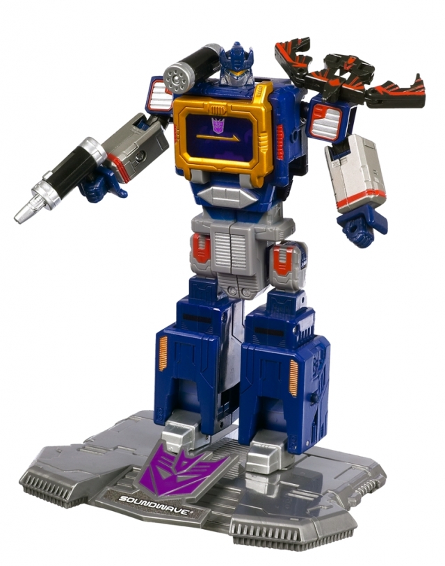 Soundwave with Laserbeak Generation 1 6-Inch | Transformers Titanium Cybetron Heroes