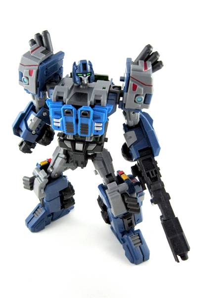 Warbot - WB002 - Steelcore - by Fansproject