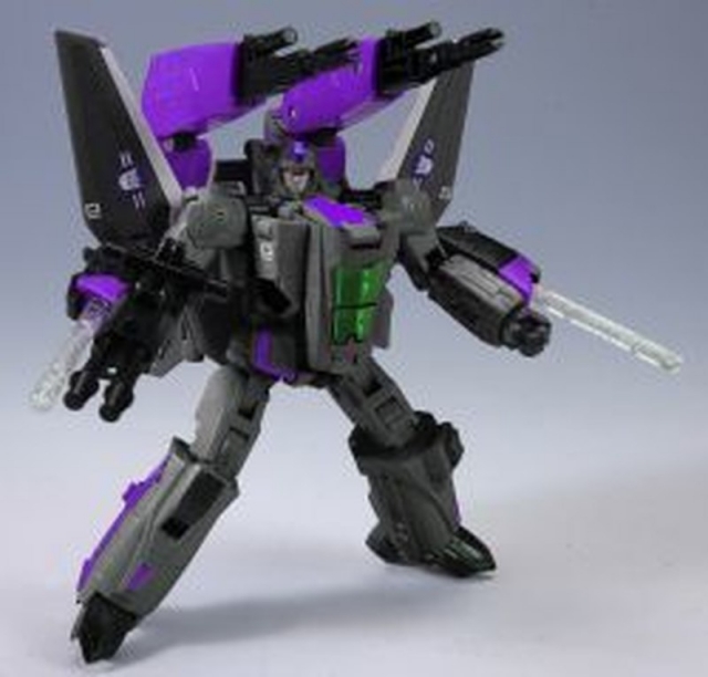 Dark Skyfire Toy Hobby Exclusive | Transformers Henkei Classics