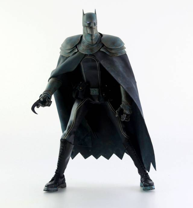Batman Day Version 1:6 Scale Figure | Dc Comics | Threezero