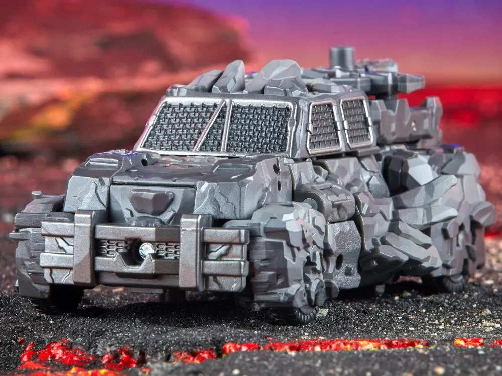 クマンゲリオン様 TL-67 Infernac Universe Magneous Japanese Version Deluxe Class