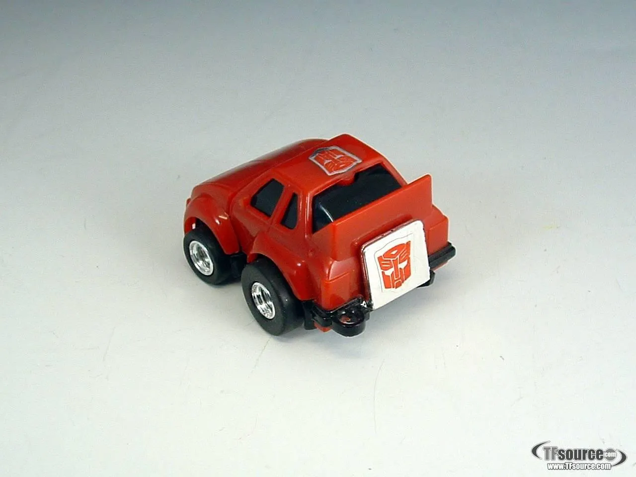 Cliffjumper Key Chain Minibot Vintage Transformers G1