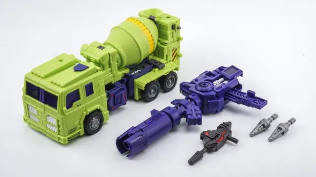 TW-C06 Concrete | ToyWorld 3rd Party Transformers & Combiner