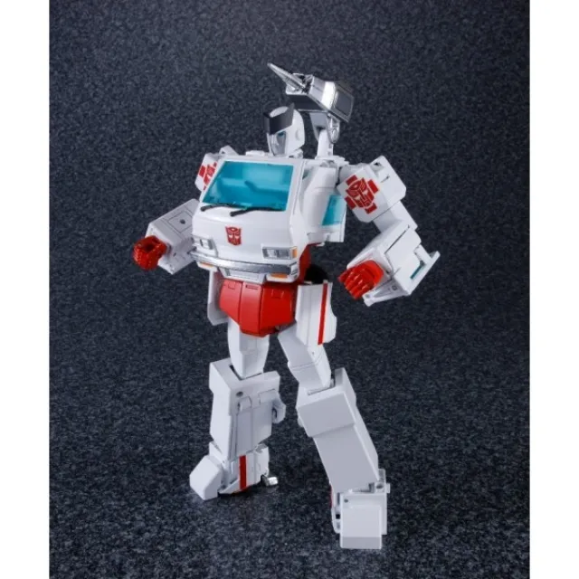 MP-30 Ratchet | Masterpiece G1 Transformers Figure | TFSource