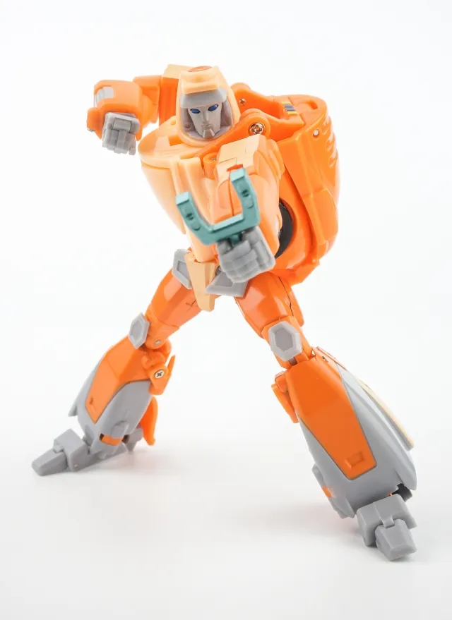 MM-4+ Ollie Reissue | XTransbots 3rd Party MP-Scale Figure | TFSource