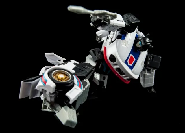MTRM-09 Downbeat | MakeToys Re: Master Series | TFsource