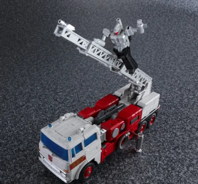 MP-37 Artfire and Targetmaster Nightstick | Transformers