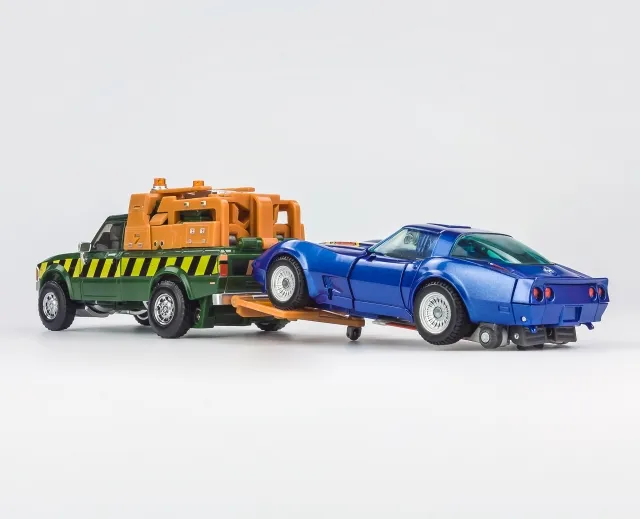 MX-9 Paean | XTransbots 3rd Party MP-Scale Figure | TFSource