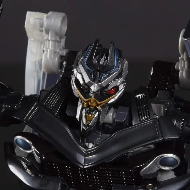 MPM-5 Barricade | Masterpiece Movie Series Transformers Figure