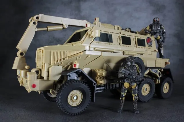 GOD-09 Steel Claw | TF DreamFactory