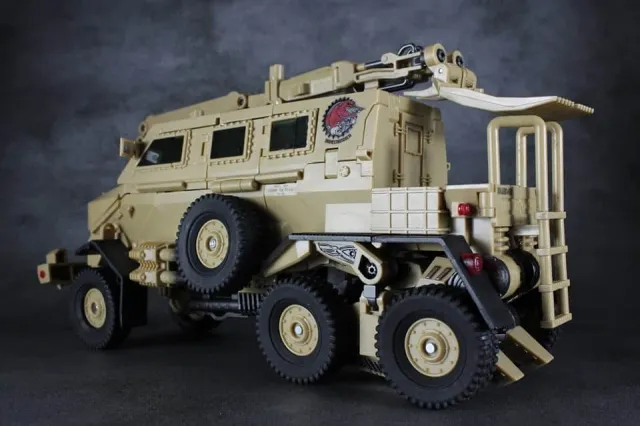 GOD-09 Steel Claw | TF DreamFactory