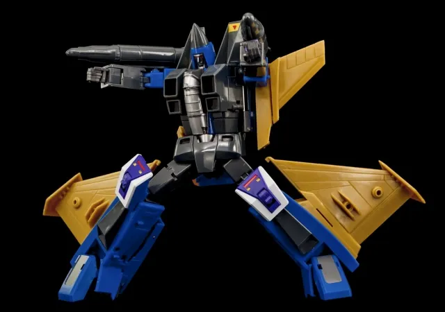 MTRM-15 Endgame and Free Gift | MakeToys Re: Master Series | TFsource