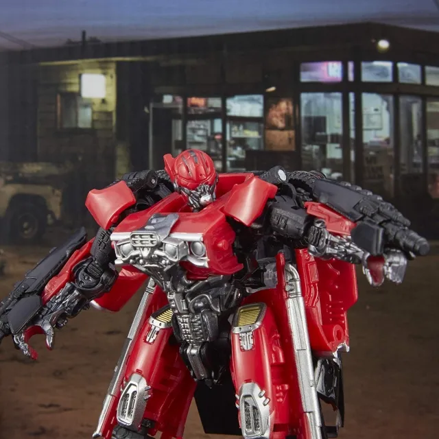 40 Shatter | Studio Series Transformers Figure | TFSource