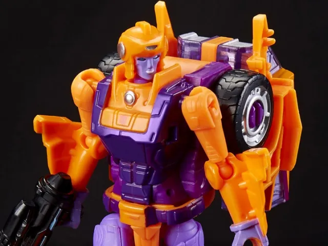 WFC-GS05 Autobot Lancer | Generations Selects Transformers Figure