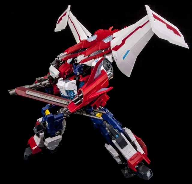 MTCD-01 Striker Manus and MTCD-05 Buster Skywing Set of 2
