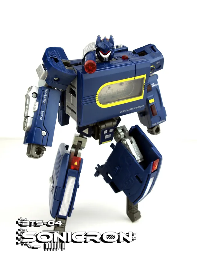 BTS BE deluxe ラキドロ soundwave ジン BTS-04 Sonicron Figure | BTS Toy 3rd Party Figures | TFSource