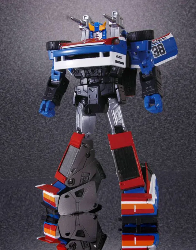 MP-19 Smokescreen | Masterpiece G1 Transformers Figure | TFSource