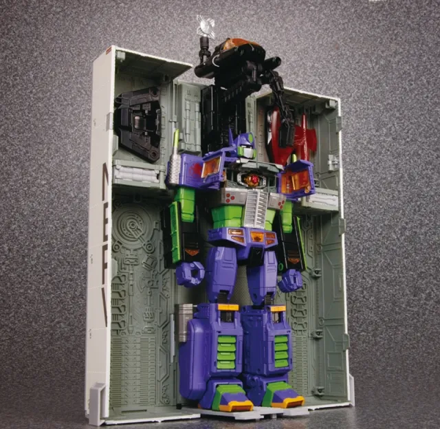トランスフォーマー　マスターピース　エヴァ　限定 MP-10EVA Optimus Prime Convoy Evangelion Version and Trailer