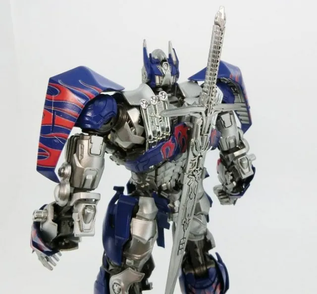 DMK-03 Optimus Prime | The Last Knight Transformers Figure | TFSource