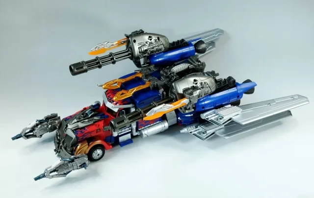 アジア限定　APS-01U オプティマスプライム　アルティメットエディション Amazon.co.jp: APS-01U オプティマス プライム アルティメット