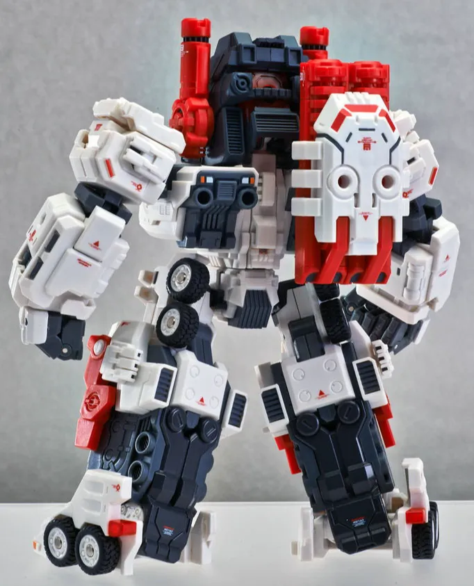 SDT-01 Titan | Master Made 3rd Party Transformers Figure | TFSource