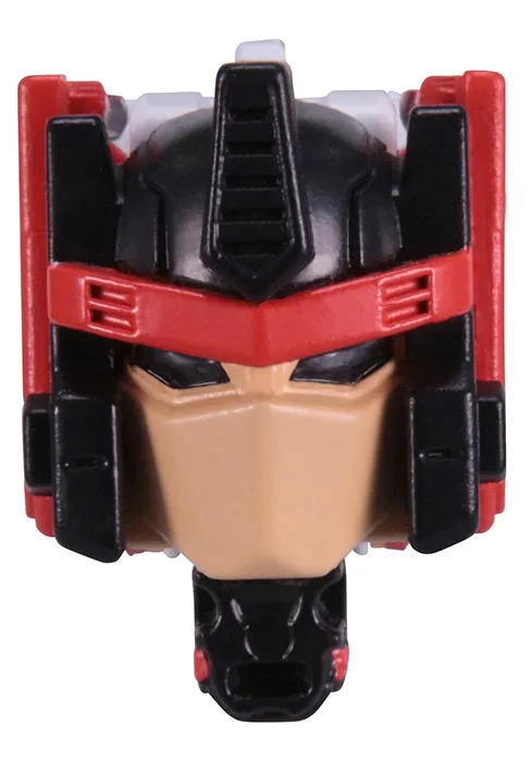 Mô hình Transformers Street Fighter II Mash-Up, Optimus Prime [Ryu] vs