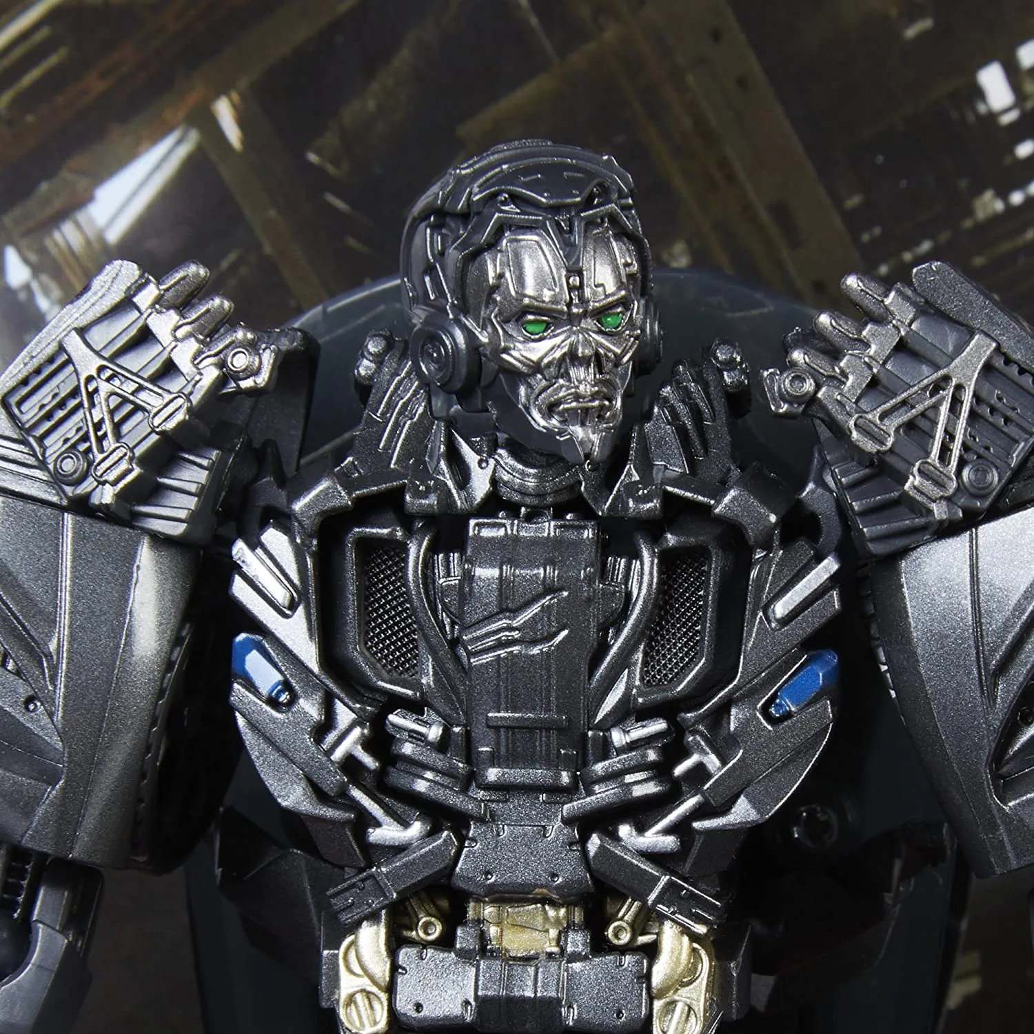 トランスフォーマー　STUDIO SERIES LOCKDOWN ss-10 Transformers Studio Series Deluxe Lockdown Toys - Zavvi US