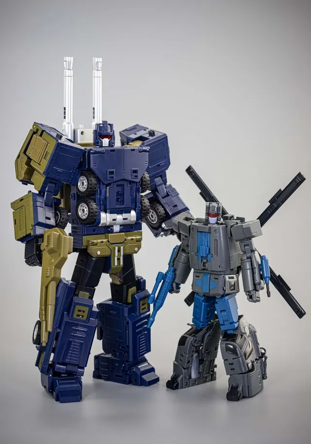 PS-14 Incursus | Mastermind Creations Assaultus Combiner 3rd Party