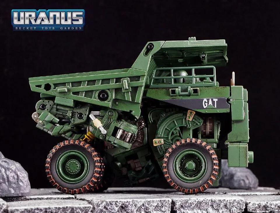 DS-04 Smash | Devil Saviour 3rd Party Combiner Figure | TFSource