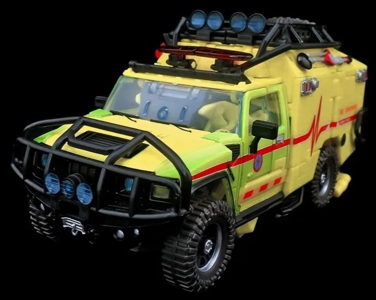 MPM-11 Ratchet | Masterpiece Movie Series Transformers Figure