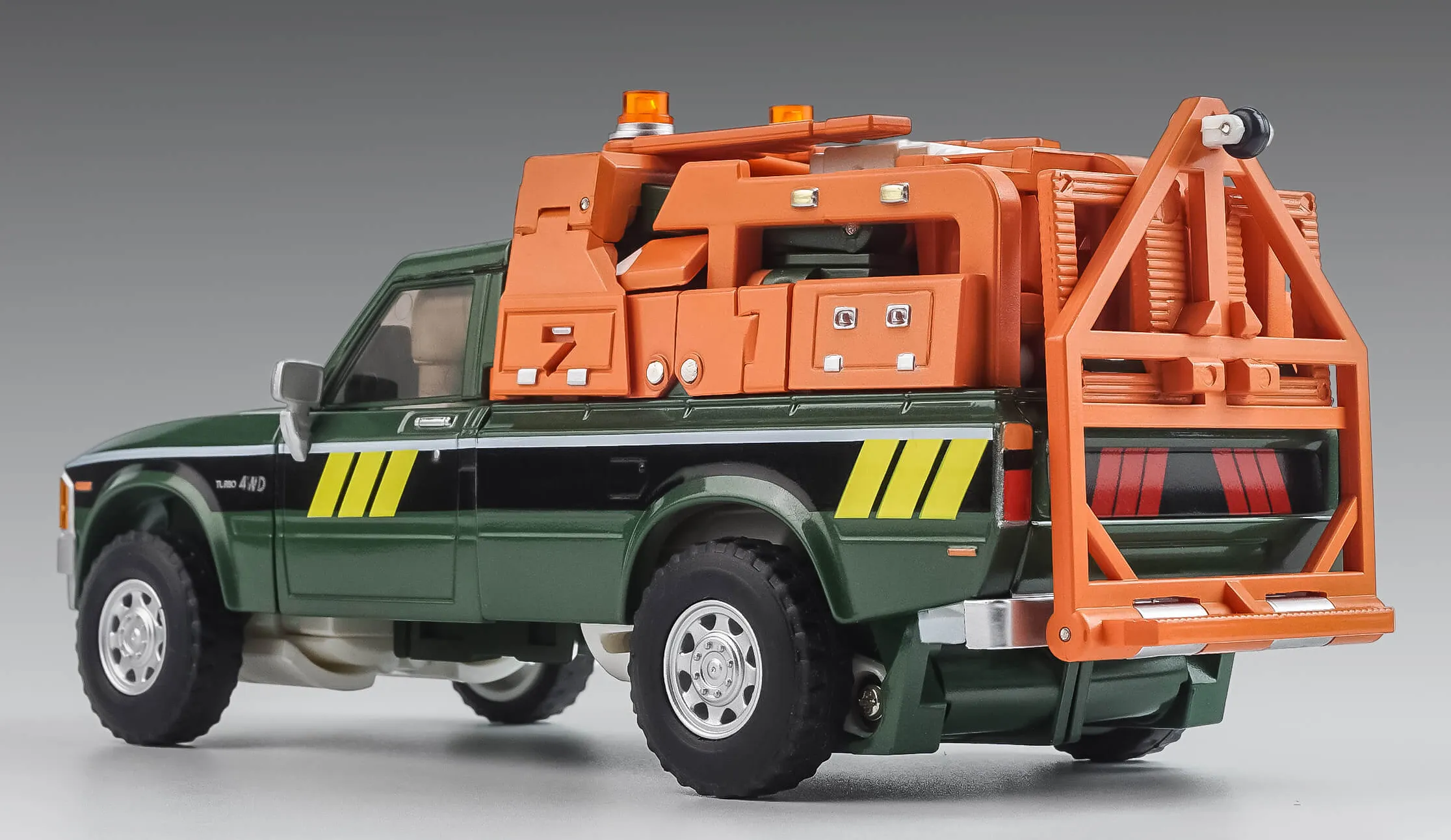 MX-9T Paean Cartoon Version | XTransbots 3rd Party MP-Scale Figure