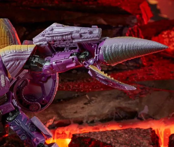 WFC-K10 Megatron (Beast) | Transformers War for Cybertron Kingdom
