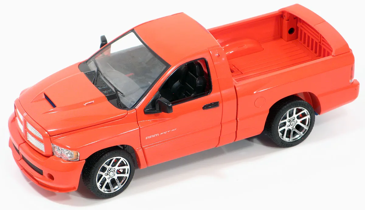 Convoy and Melissa | Dodge Ram | Kiss Players Transformers Figure