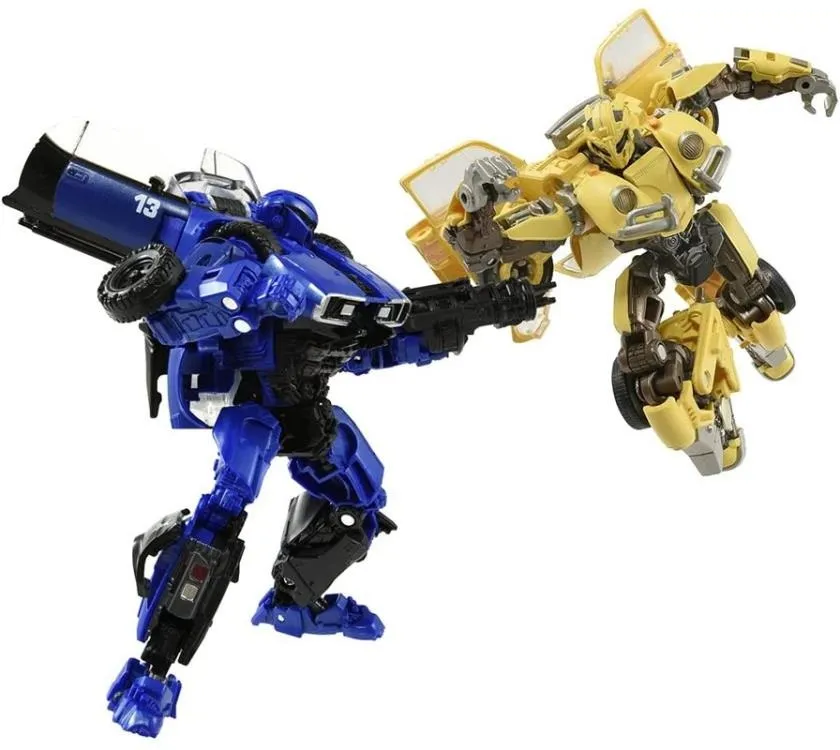 SS-01 Bumblebee Premium Finish | Studio Series Transformers Figure