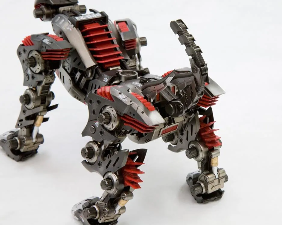 EZ-035 Lightning Saix Marking Plus Version | Zoids Model Kit by